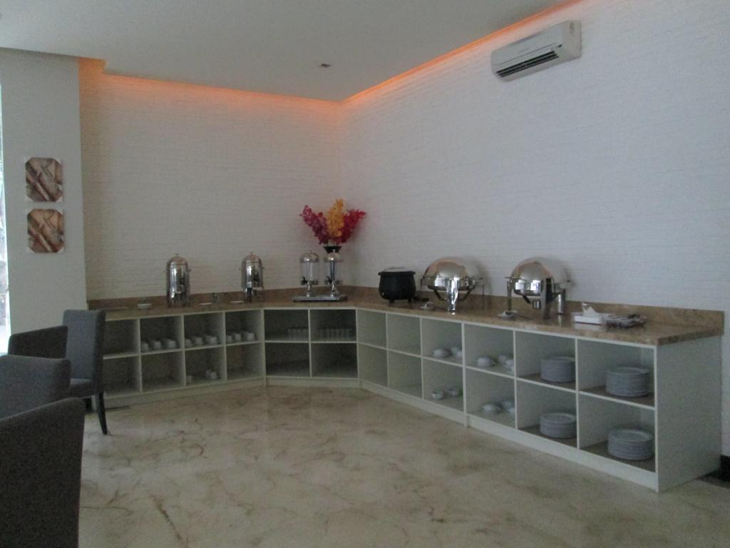 N3 Hotel Jakarta Bagian luar foto